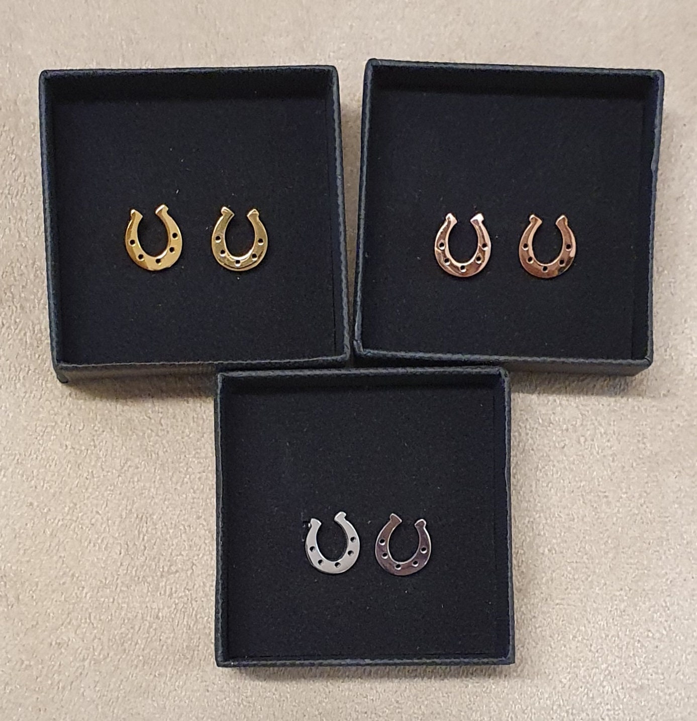 Horseshoe Earrings in gold, rose gold or silver. comes boxed