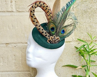 Fasan und Pfauenfeder grün Pillbox Fascinator Haarschmuck