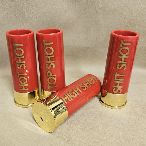 12bor Shotgun Patrone Schnapsgläser 4er Pack. Rot oder Schwarz