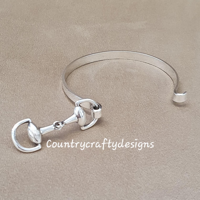 Snaffle Bit Cuff Bracelet Silber, perfektes Geschenk für den Reiter. Kommt verpackt Bild 2
