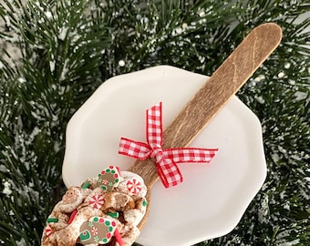 Cucchiaio di legno per finto pan di zenzero, decorazioni finte per finto pan di zenzero, decorazioni per vassoi a più livelli