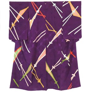 Vintage Japanese Kimono / Mon-Kinsya-Chirimen / Pine / Chrysanthemum Ground Pattern / D49