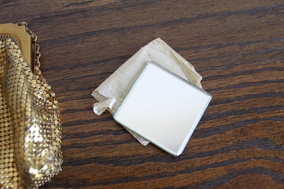 Antique Whiting & Davis Gold Mesh Purse - image 6