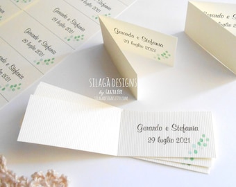 Bigliettini per confetti con ramo di eucalipto personalizzabili con nome e data | Biglietti cm 2,5 x 4,5 per bomboniere matrimonio | Italia