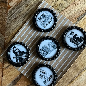 Skeleton Magnet Set