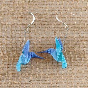 Handmade Origami Hummingbird Earrings: Sterling Silver Hooks, Lightweight Paper immagine 11