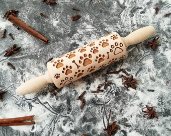 DOG'S PAWS engraved rolling pin, engraved gift, small rolling piny