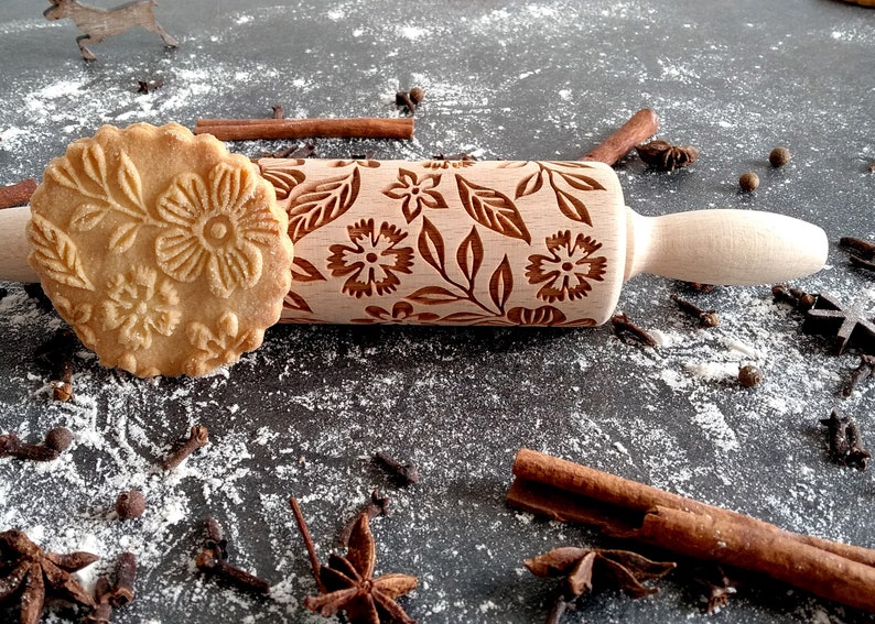 FLOMICHAEL Embossing rolling pin, laser engraved rolling pin, flowers small rolling pin image 1