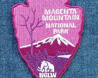 Parche del Parque Nacional Magenta Mountain - Parche termoadhesivo de King Gizzard y el Mago Lagarto