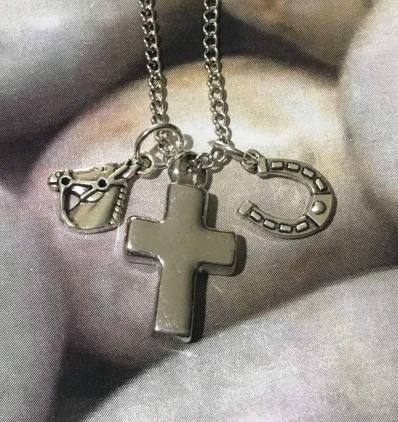 The Walking Dead Jewellery Negan Daryl Crossbow Zombie Necklace Pendant Choker
