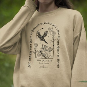 Anne Boleyn Sweatshirt Light Academia Clothing Fairy Grunge Sweater Dark Academia Gothic Clothes Mall Goth Sweatshirt Renaissance Shirt