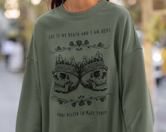 Anne Boleyn Sweatshirt Fairy Grunge Shirt Memento Mori Sweater Light Academia Clothing Renaissance Shirt Dark Academia Clothing Gothic Top