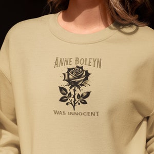 Anne Boleyn Sweater Gothic Sweatshirt Dark Academia Clothes Renaissance Shirt Light Academia Clothing Dark Royalty Core Bookish History Top
