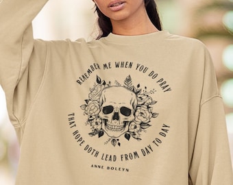 Anne Boleyn Sweatshirt Fairy Grunge Shirt Memento Mori Sweater Light Academia Clothing Renaissance Shirt Dark Academia Clothing Gothic Top
