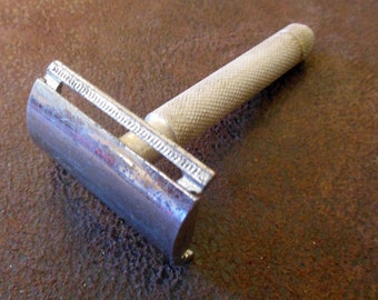 Vintage CC DE Aluminum Safety Razor ca.1920-30s