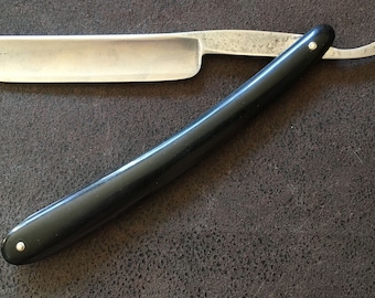 Vintage 9/16 Straight Razor BARBER'S NOTCH Solingen Bakelite 1930s