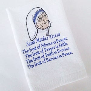 1225-40 Inspirational Support / Catholic Towel / Spiritual Support / Saint Teresa / Blue Mother Teresa / Teresa of Calcutta /Fingertip Towel