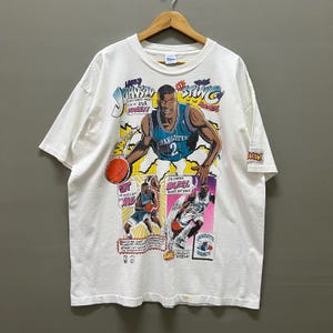 Vintage 90s Larry Johnson Charlotte Hornets Caricature Comic Series T-shirt Salem Sportwears Grail Basketball Single Stitch Tee Size Xlarge
