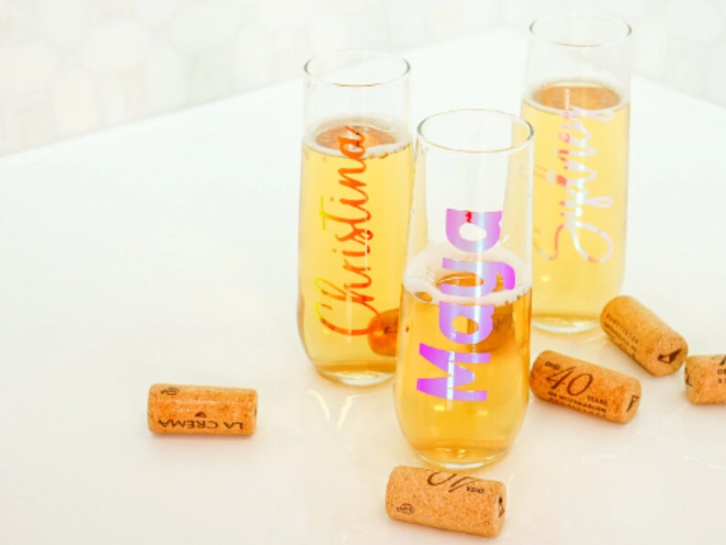 Bridesmaid Champagne Glass, Personalized Champagne Flutes, Bridal Party Gift, Bridesmaid Proposal Box, Champagne Flutes, Party Favor image 4