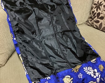 Lei’s Boutique Hawaiian Print Garment Bag