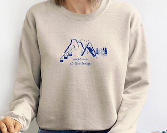 Winter Mountain Lodge Sweatshirt: Après-Ski Cozy Shirt