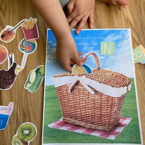 Panier pique-nique assortiment de lettres - Jeu d'apprentissage de l'alphabet - Jardin d'enfants d'âge préscolaire pour tout-petits - Sons pour débuter la phonétique - Imprimable interactif