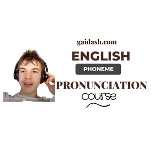 Op de afbeelding: Een man met een koptelefoon kijkt naar de camera en glimlacht. De tekst op de afbeelding luidt "gaidash.com ENGLISH PHONEme PRONUNCIATION course".