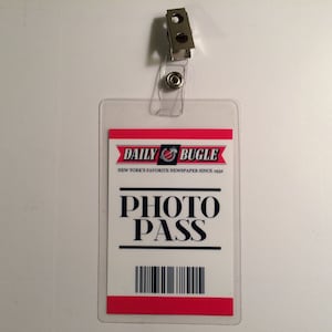 Spiderman Peter Parker Daily Bugle Photo Pass Badge ID Card Costume Cosplay Prop