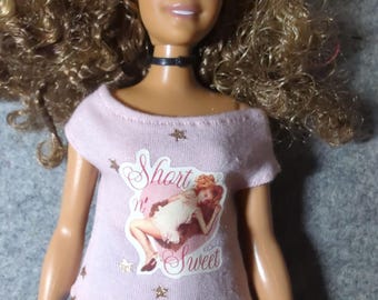 Graphic T-Shirts for Curvy Fashion Dolls -slip on