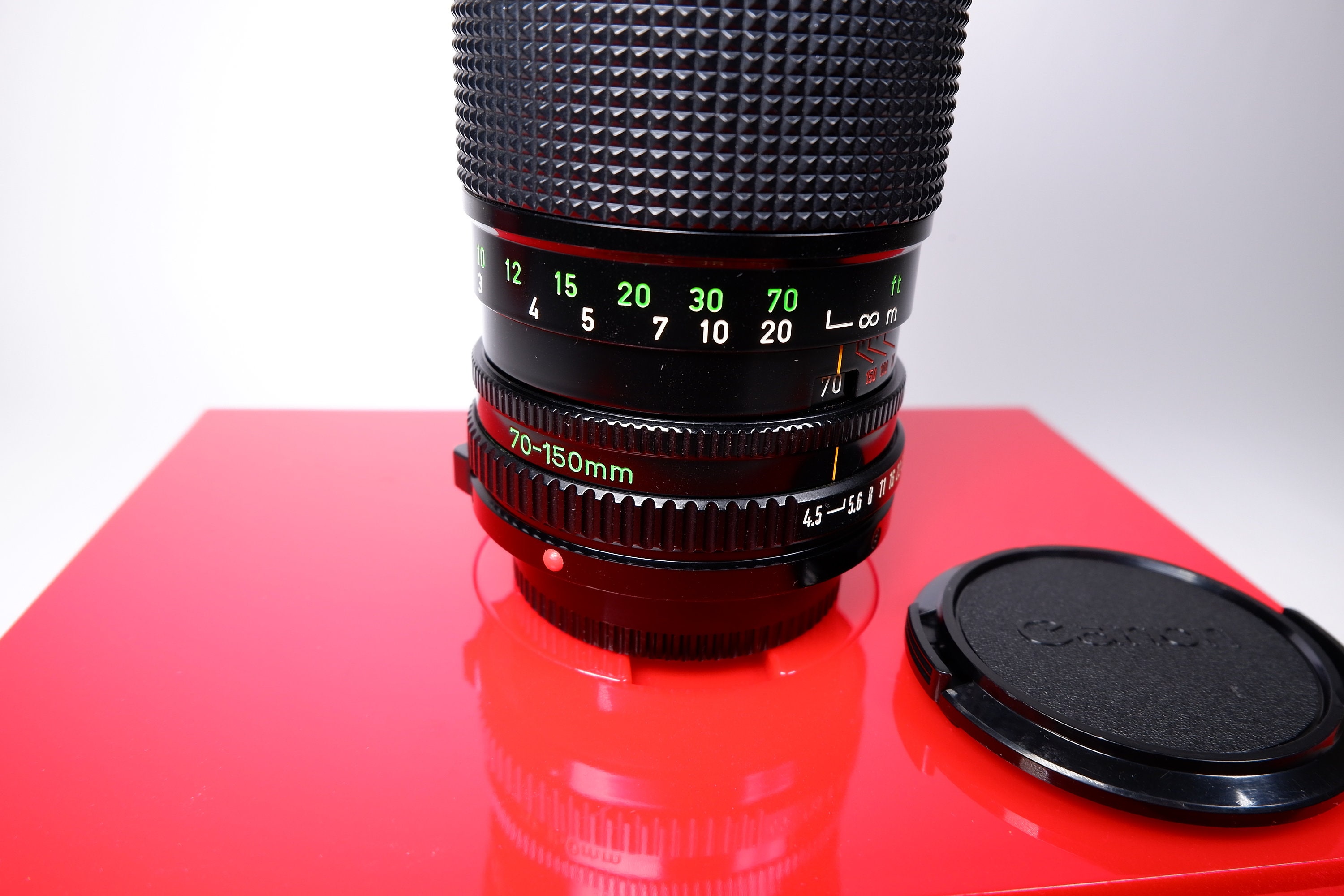 Canon New FD 70150 mm Zoom Lens with Original Canon Front & Rear Caps