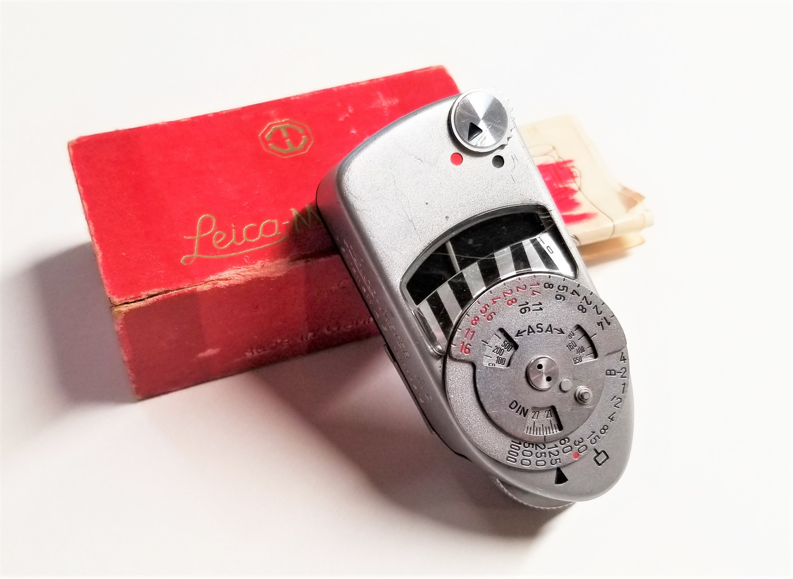 Leica LeicaMeter MC Coupled Exposure Meter for Leica M Cameras