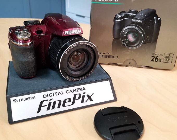 Fujifilm FinePix S3380 14MP Digital Camera w/ Fujinon 4.3 to 111.8mm 26x Zoom Lens, Full HD Video - 1 Owner, Box, Strap, Inst, CD - Tested