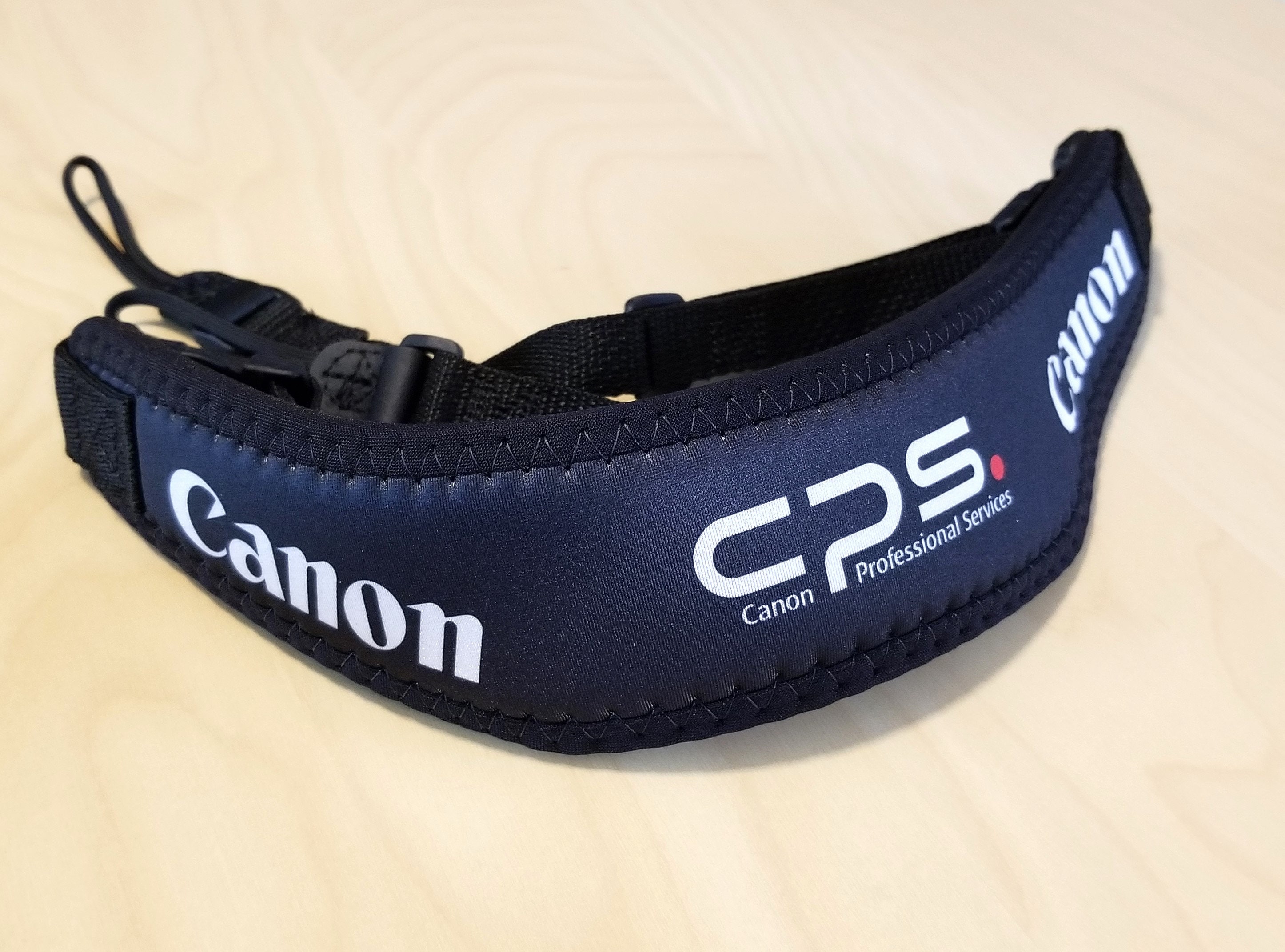 Canon Professional Services (CPS) Padded Neoprene Camera Canon Professional Services (CPS) Padded Neoprene Camera