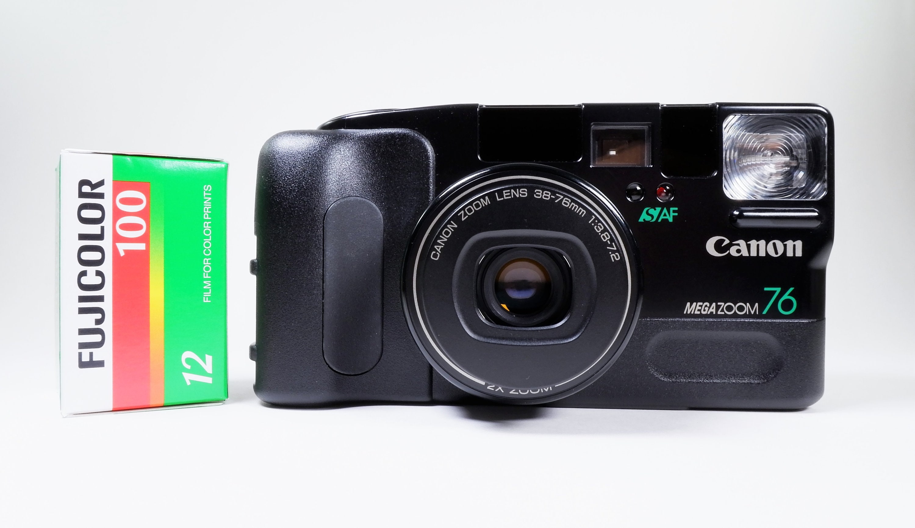 Canon Sure Shot MegaZoom 76 Compact 35mm Film Camera