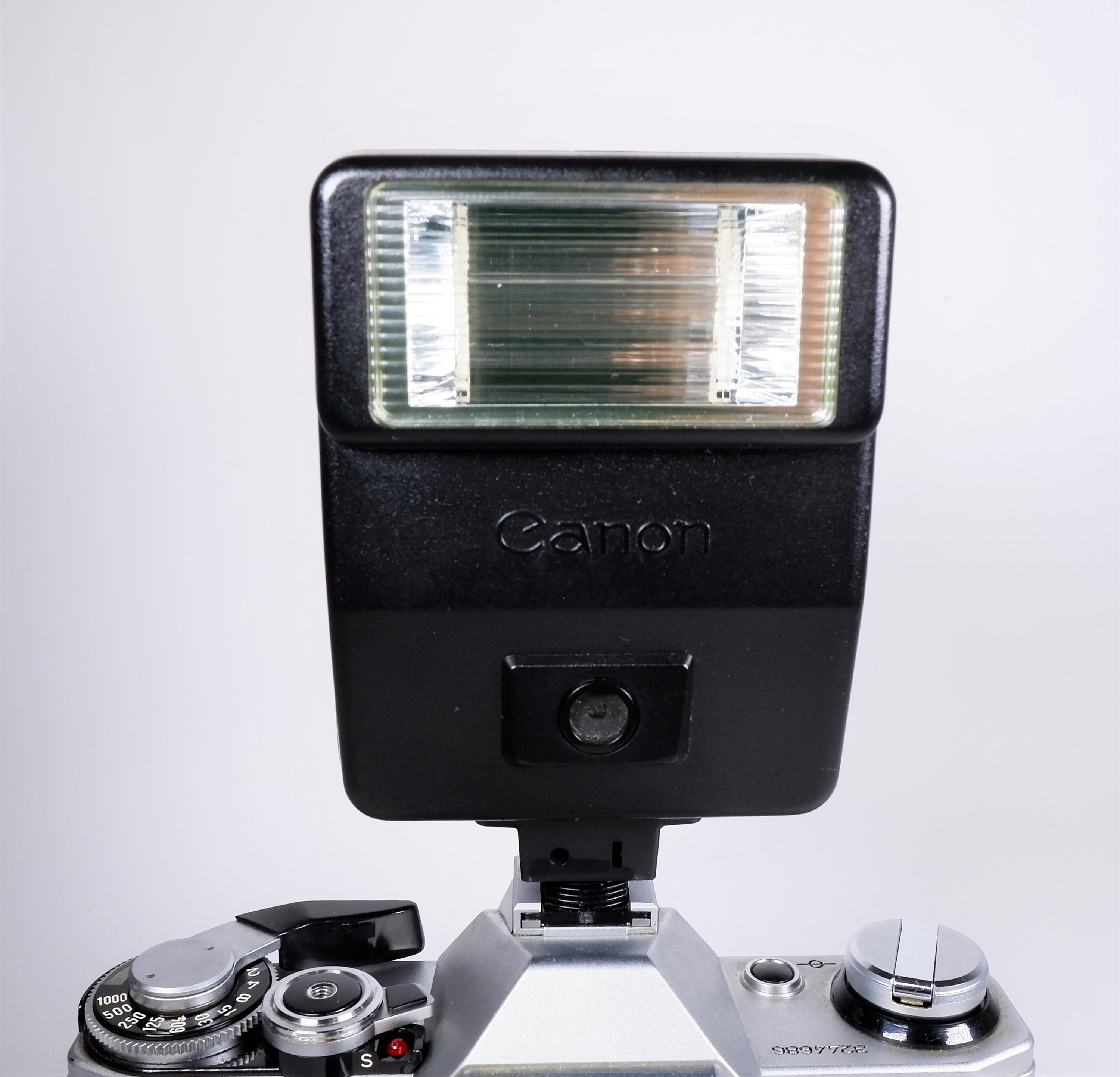 Canon Speedlite 155A Electronic Flash / Strobe Perfect for the Canon