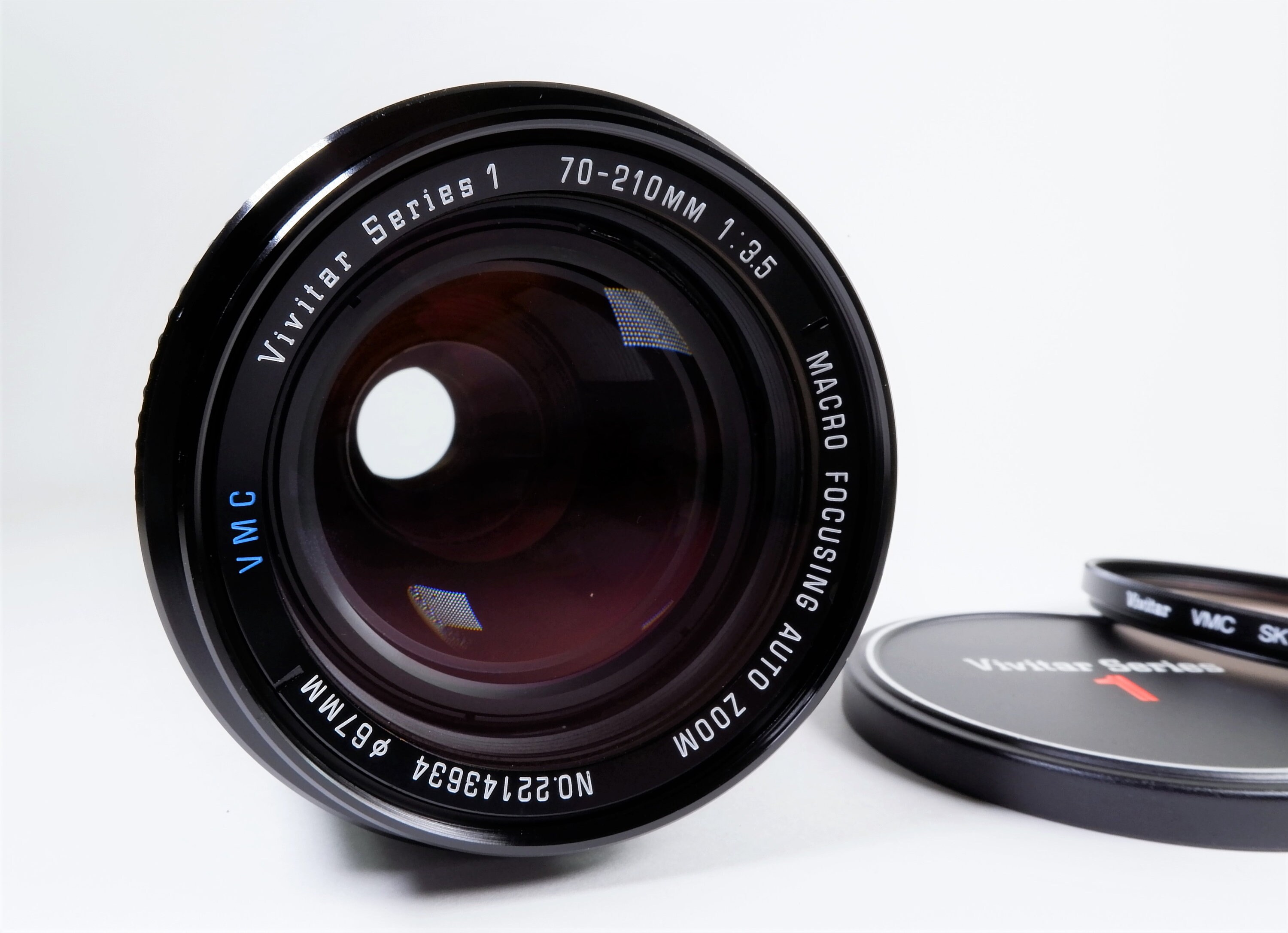 Vivitar Series 1 Canon FD Mount 70210mm f3.5 Zoom Lens Macro CloseFocusing Automatic Lens