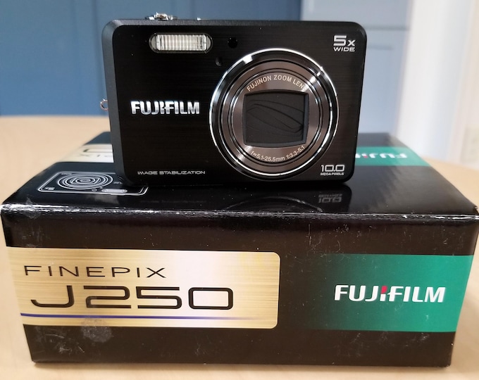 Fujifilm FinePix J250 10MP Digital Camera Set w/ Fujinon 5x Zoom Lens - CCD Sensor - Brand New in Box