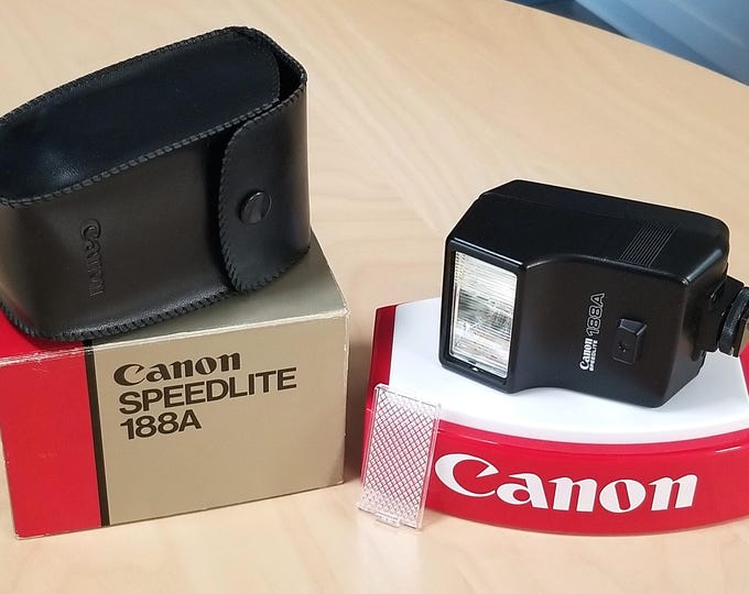 Canon Speedlite 188A Electronic Flash Set w/ Box, Case, and Flash Panel - Clean, Tested, 100% Working