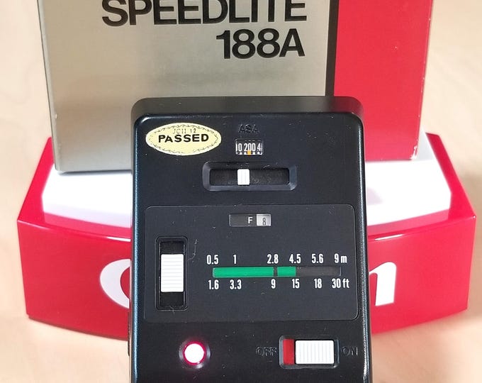 Canon Speedlite 188A Electronic Flash Set w/ Box, Case, and Flash Panel - Clean, Tested, 100% Working
