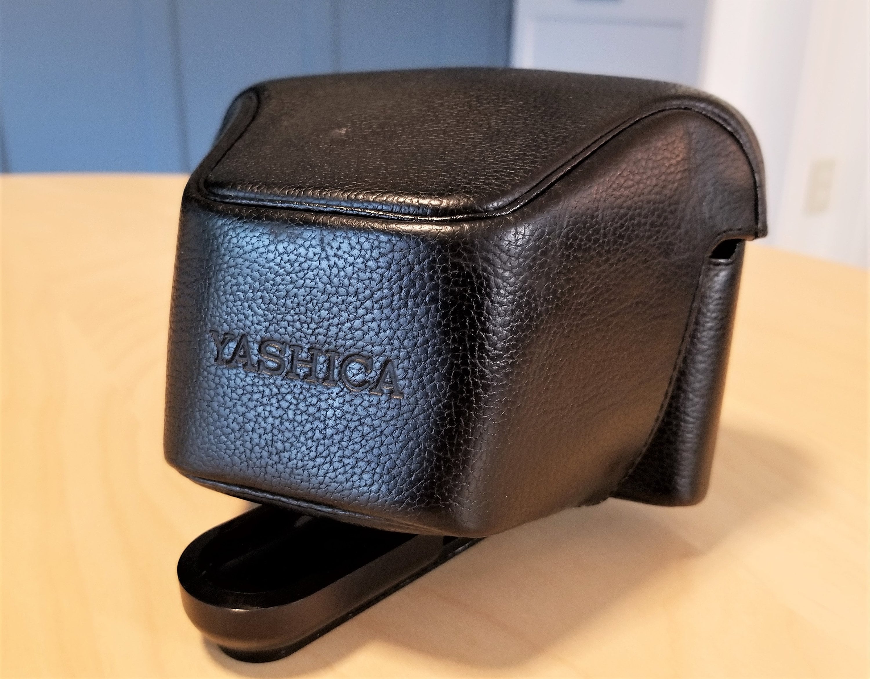 Yashica Leather 35mm Camera Case for the 'J' Series - J3, J4, J5, J7 and JP  - Excellent Condition - Everready (Ever-Ready) Camera Case