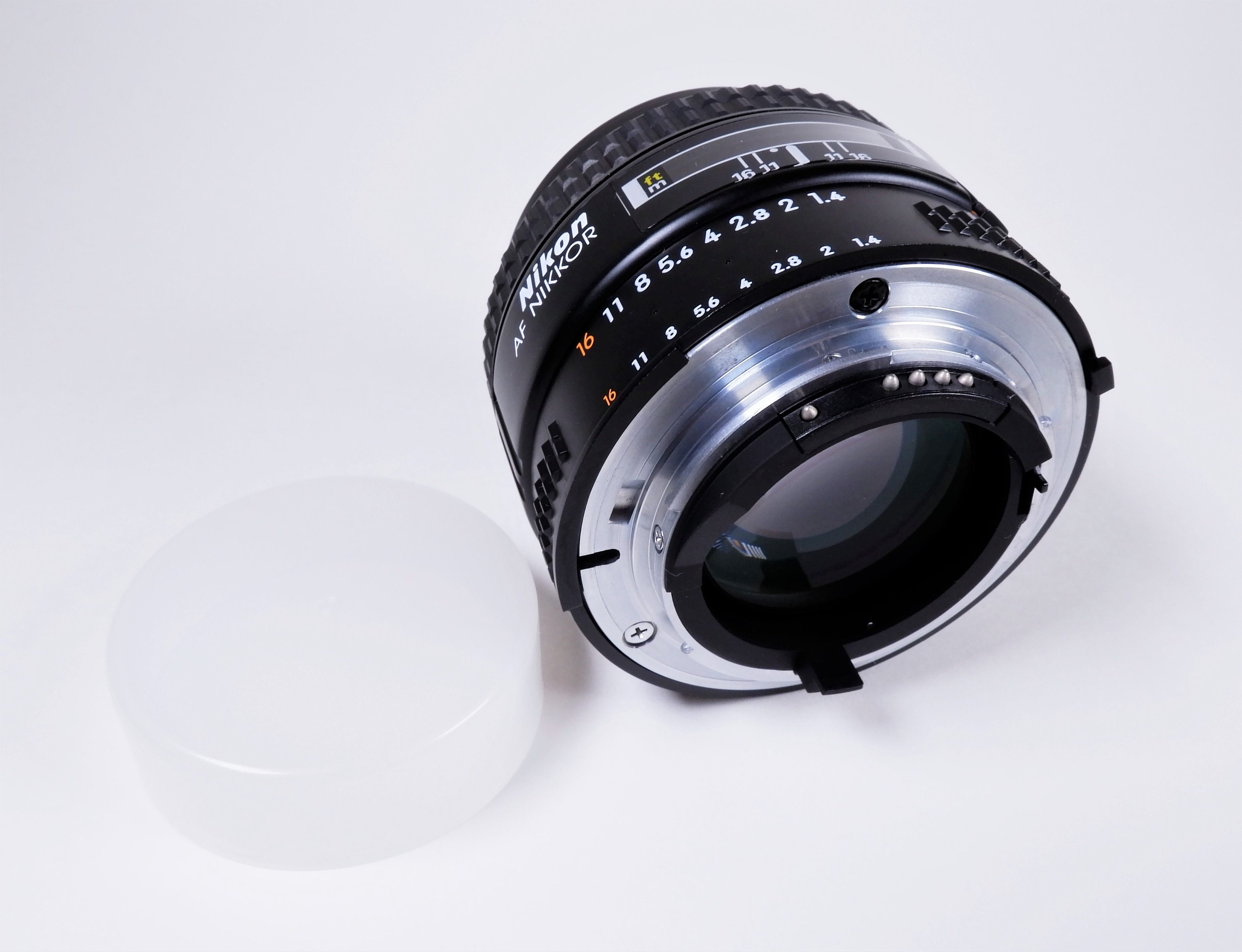 Nikon AF Nikkor 50mm f1.4 Lens with Nikon Front & Rear Caps Mint