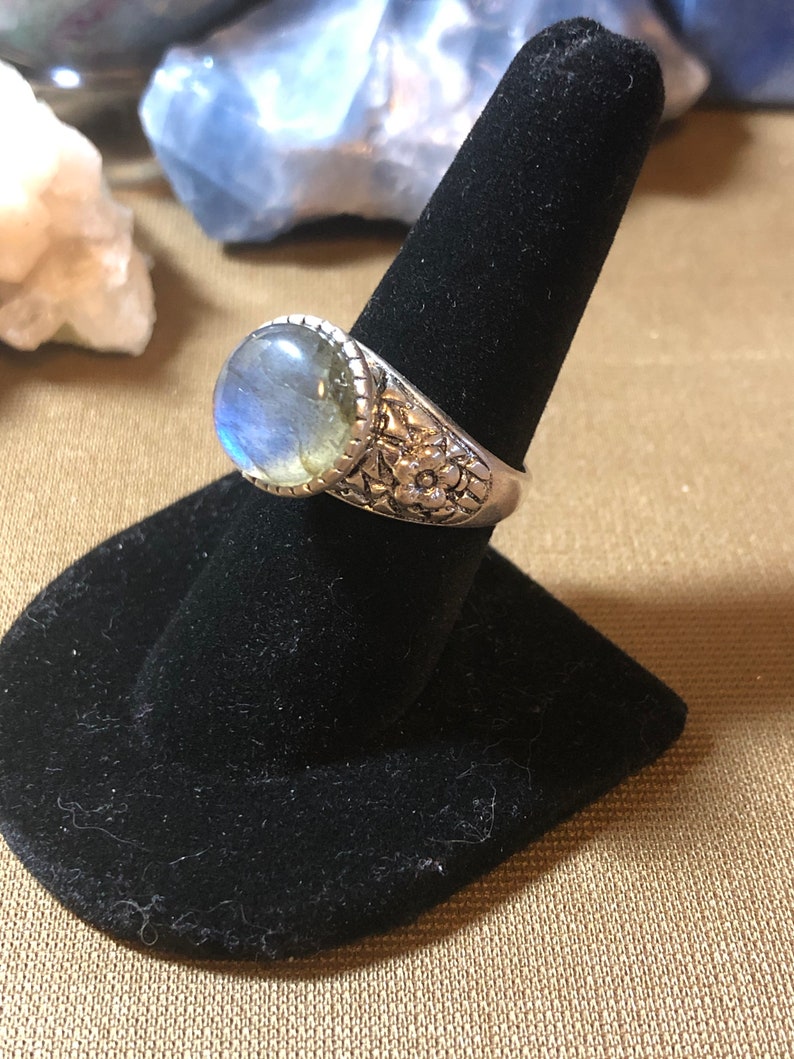 Adjustable Size Ring Super Colorful Labradorite in Pewter