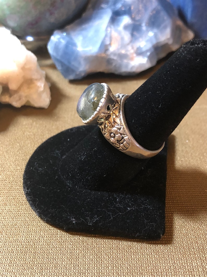 Adjustable Size Ring Super Colorful Labradorite in Pewter