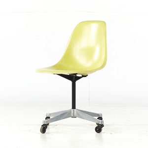 Charles and Ray Eames for Herman Miller Mid Century Fiberglass Wheeled Shell Chair mcm image 3