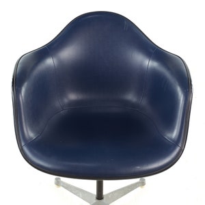 Charles Eames for Herman Miller Mid Century Upholstered Shell Office Chair mcm image 9