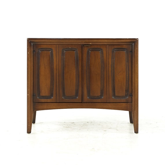 Broyhill Emphasis Mid Century Walnut Nightstand Mcm - Etsy