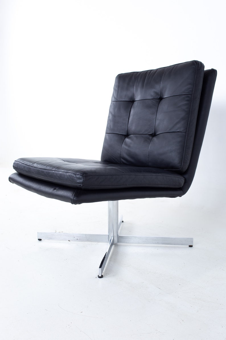 Mid Century Black Leather and Chrome Slipper Lounge Chair mcm image 5