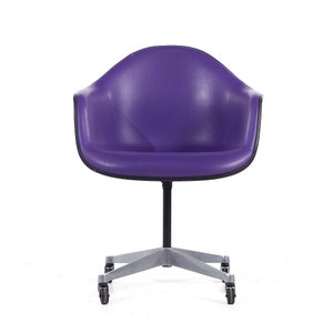 Eames for Herman Miller Mid Century Purple Padded Fiberglass Swivel Office Chair mcm image 2