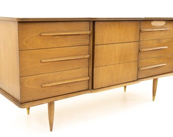 United Furniture Mid Century Walnut 9 Drawer Lowboy Dresser - mcm