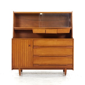 Crawford Furniture Mid Century Maple China Cabinet mcm image 2